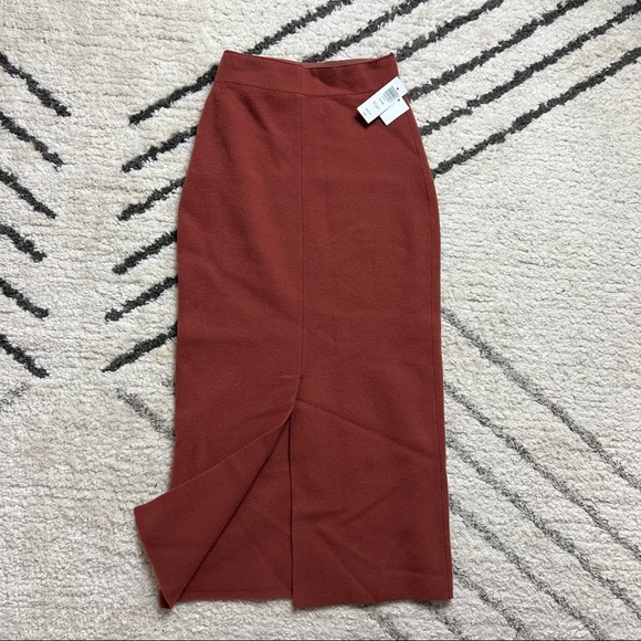 Aritzia Johan Midi Skirt - Picture 2 of 7